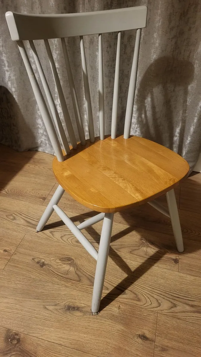 Dining chairs - Image 1