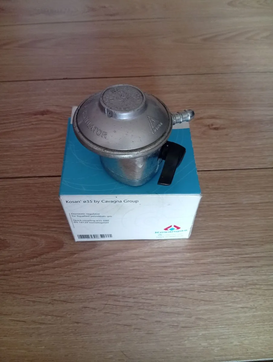 New Propane Butane gas Clip Regulator 27mm 37mbar - Image 1