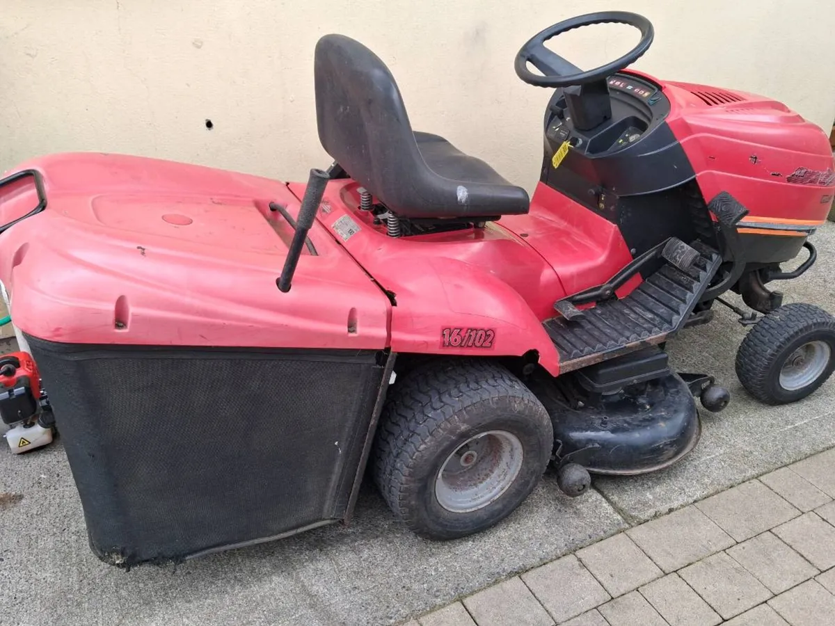 Castlegarden lawnmower - Image 2