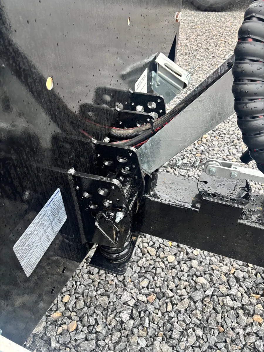 NEW CHIEFTAIN LOW LOADER - Image 4