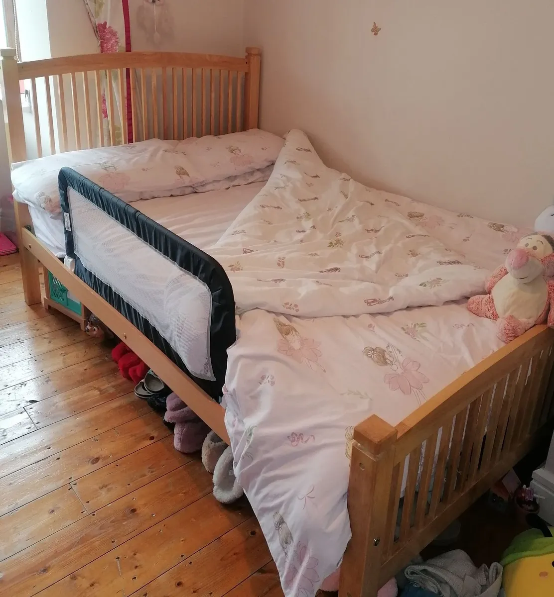 Double bed and mattress - Image 4