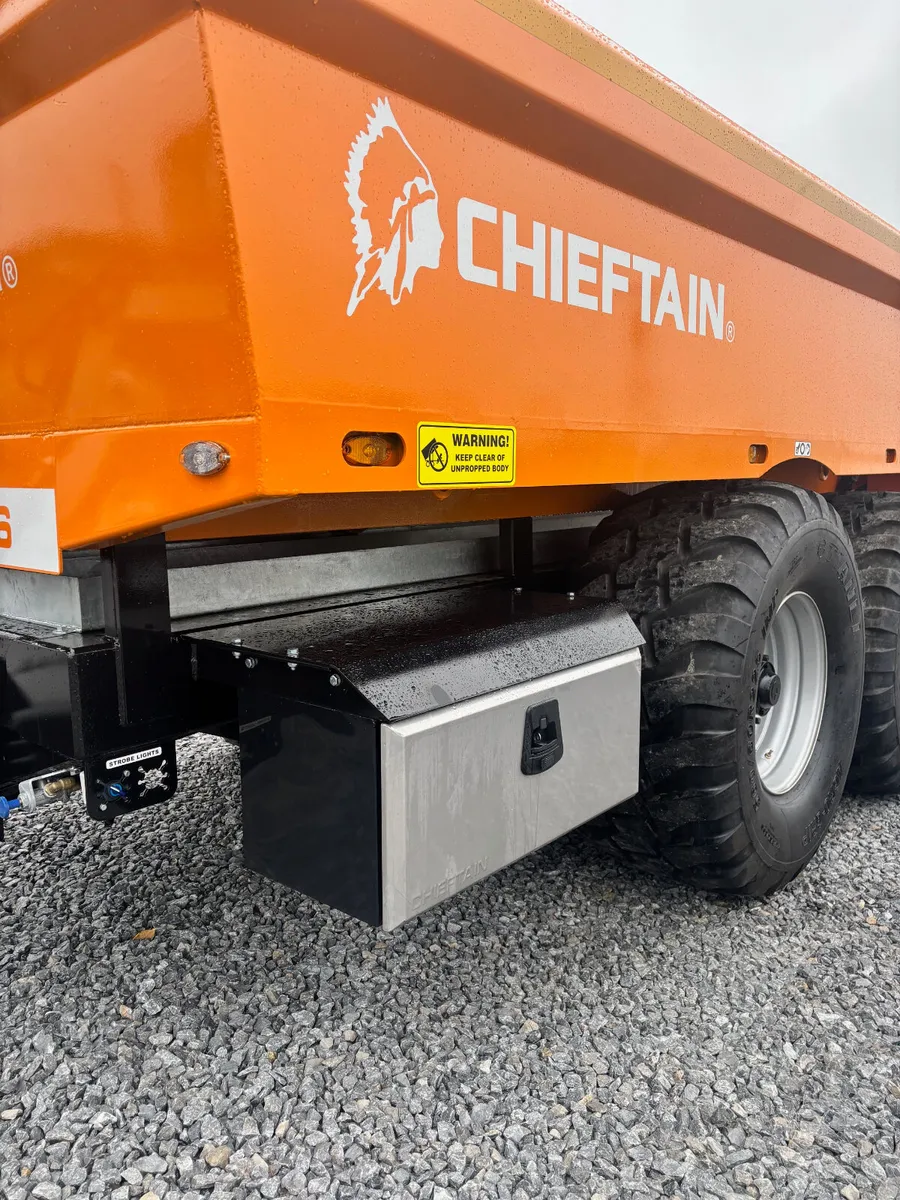 NEW CHIEFTAIN DUMP TRAILER - Image 4