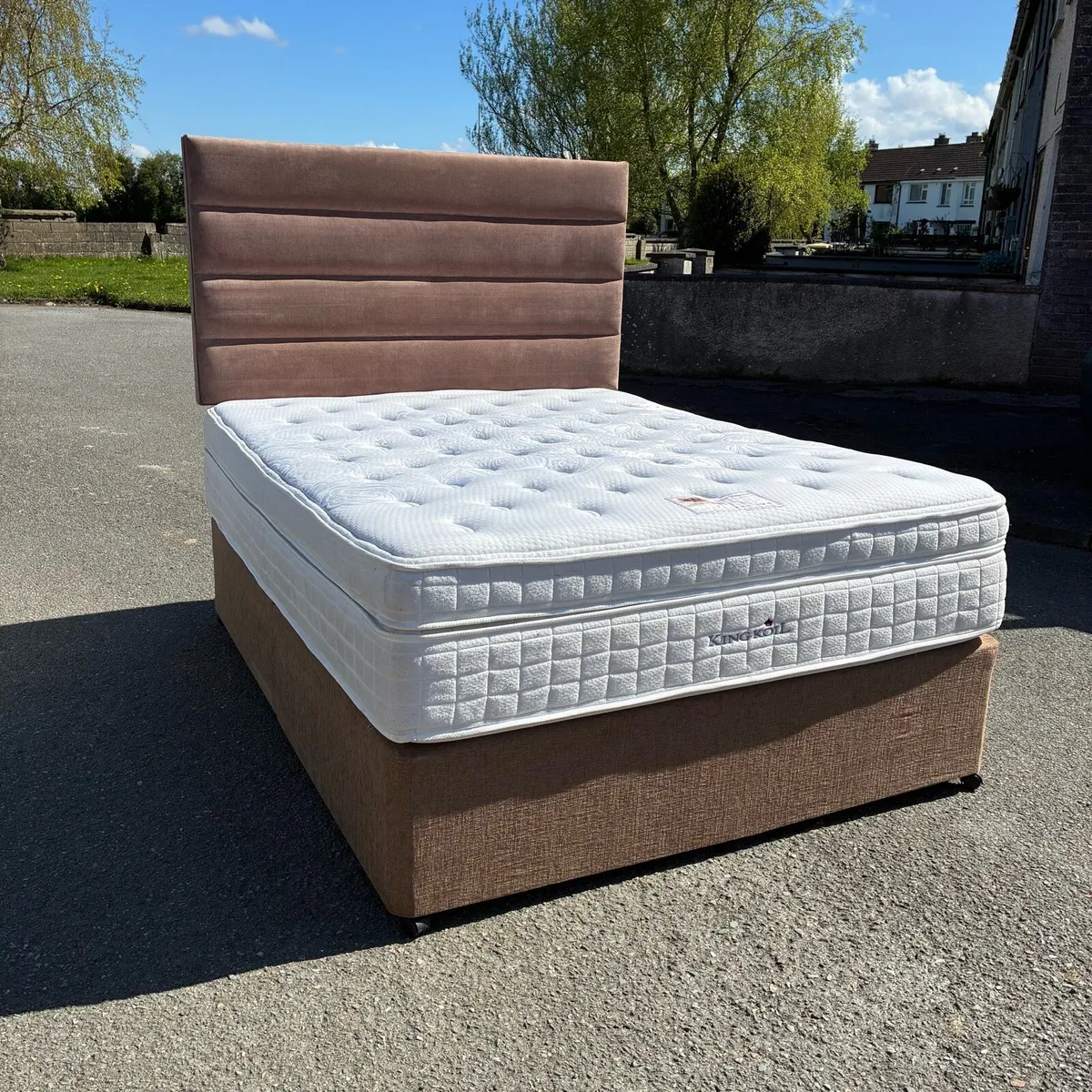 5ft king Bed kaymed king koil 15” mattress - Image 1