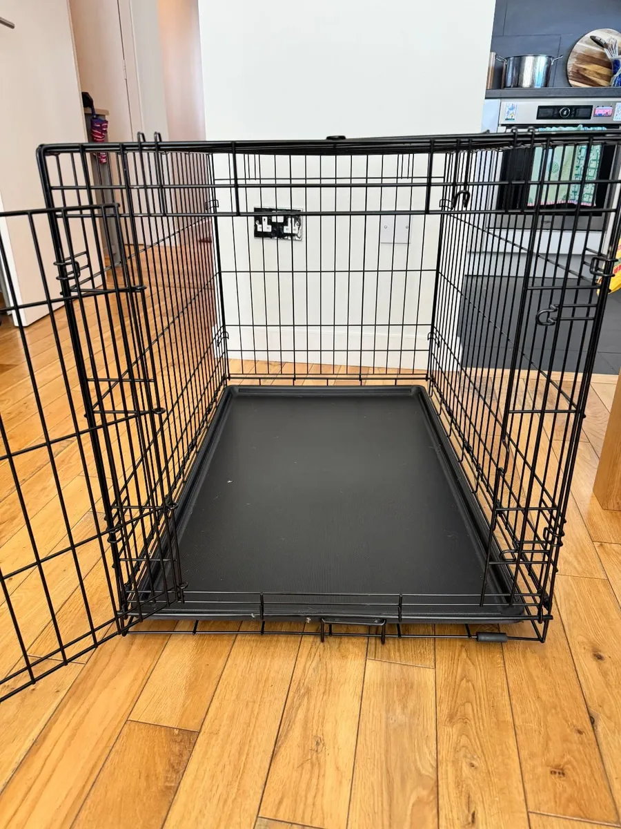 Gently Used Large Dog Crate with Orthopedic Pillow - Image 3