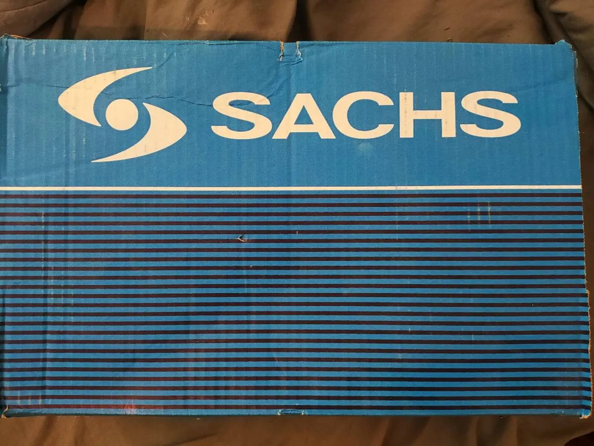 SACHS Clutch Kit 3000 990 214 – Brand New - Image 1