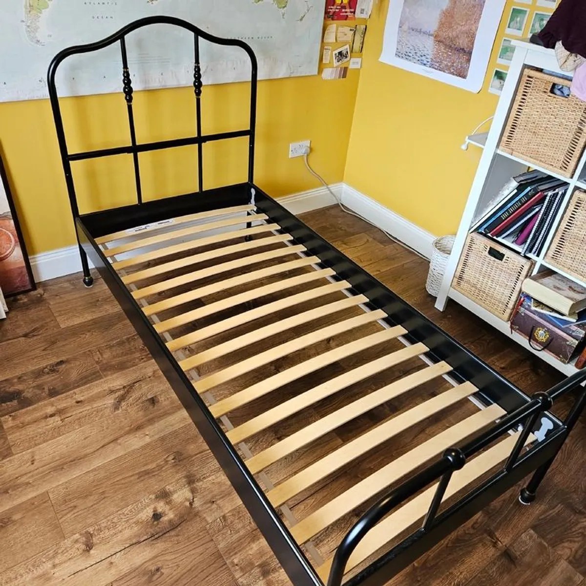 Bedframe - Image 1
