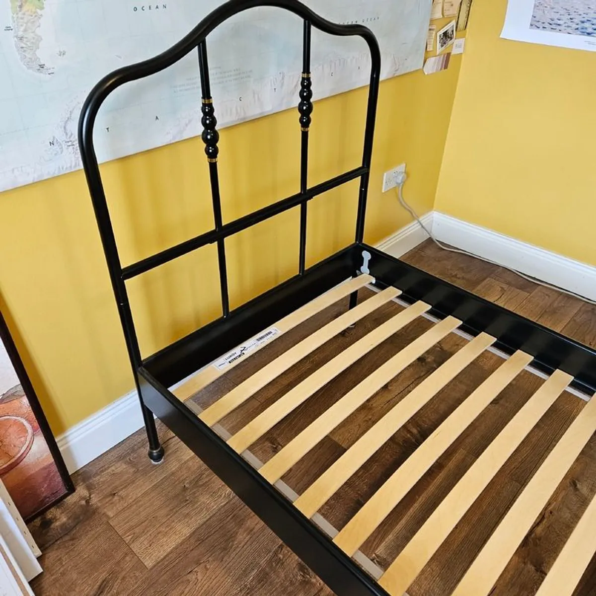 Bedframe - Image 2