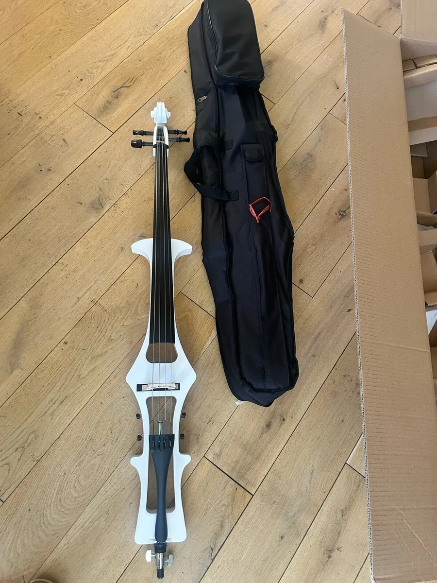 Gear4music White Electric Cello 4/4 Barely Used - Image 3