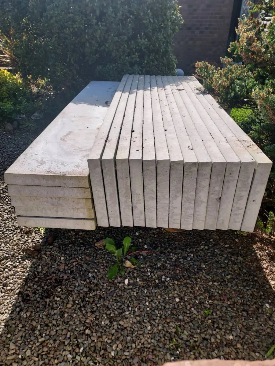 Concrete fence posts and Panels - Image 1