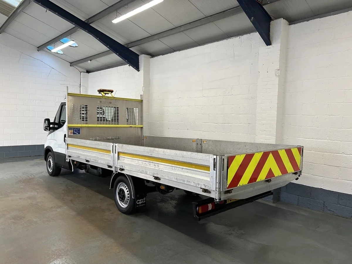 2022 Iveco Daily Dropside Van - Image 4