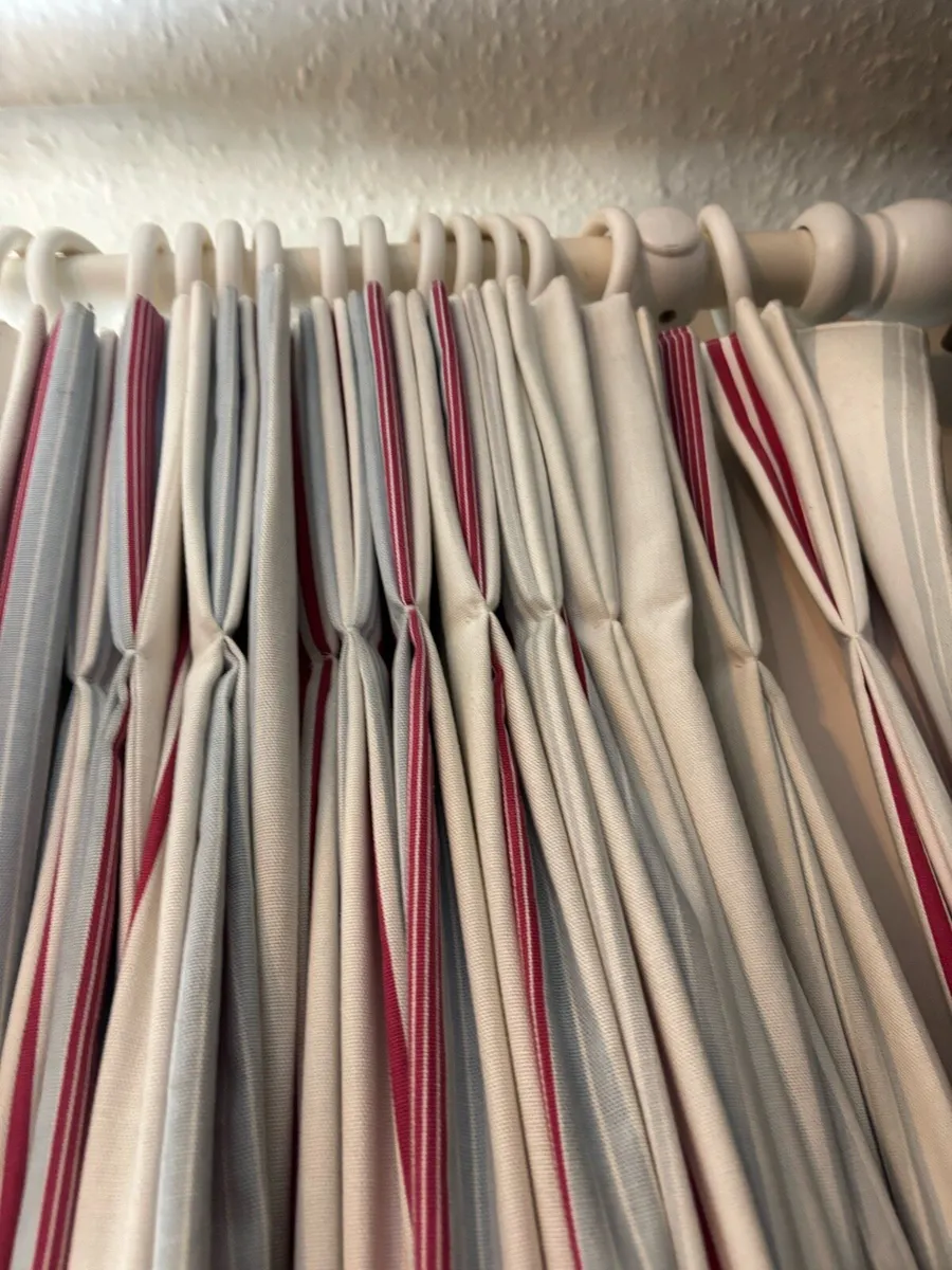 Curtains - Image 1