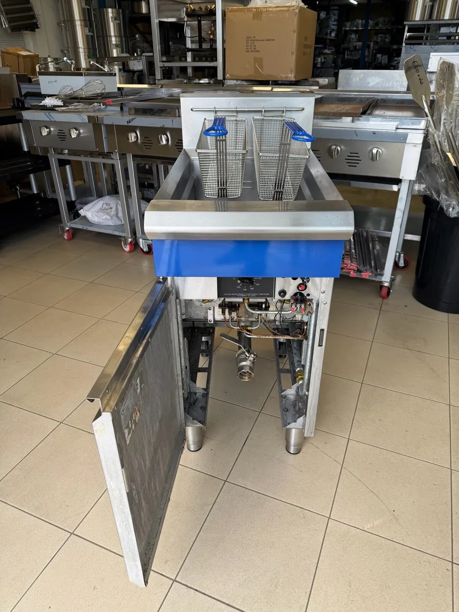 Blue seal Fryer - Image 4