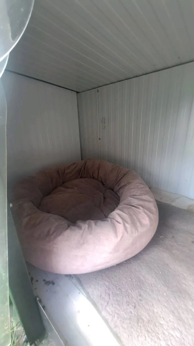 Dog Kennel - Image 2
