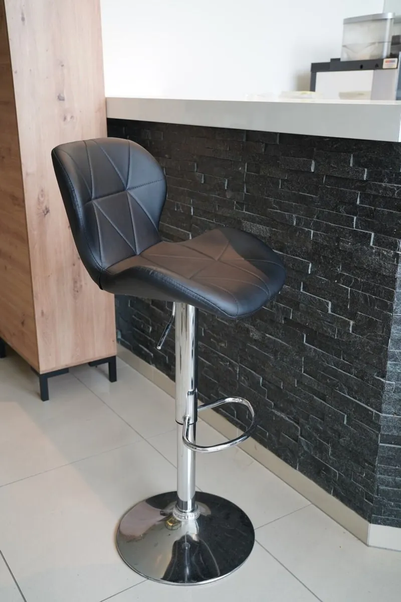 Zoya Black Adjustable Bar Stool - Image 3