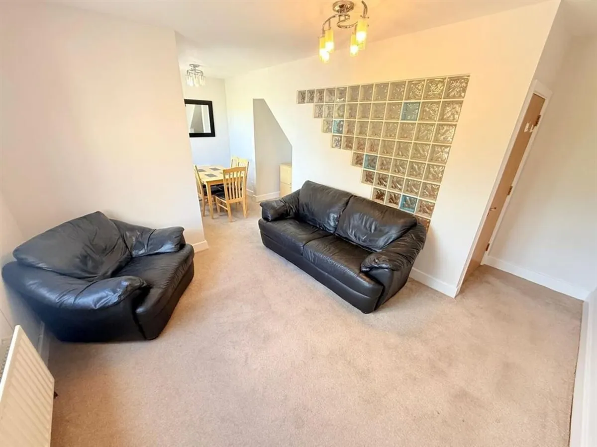 Sofas free to take away!!!! - Image 1