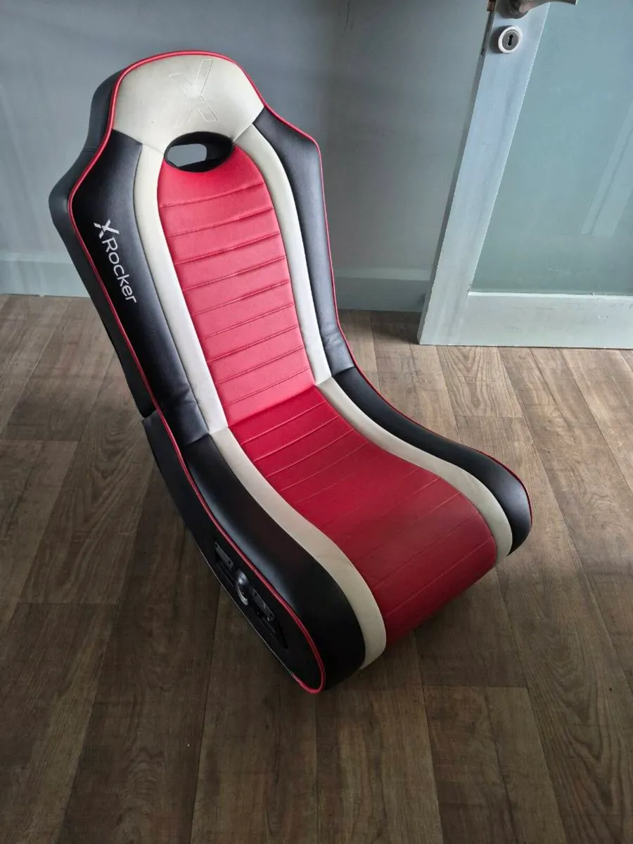 Gaming chair