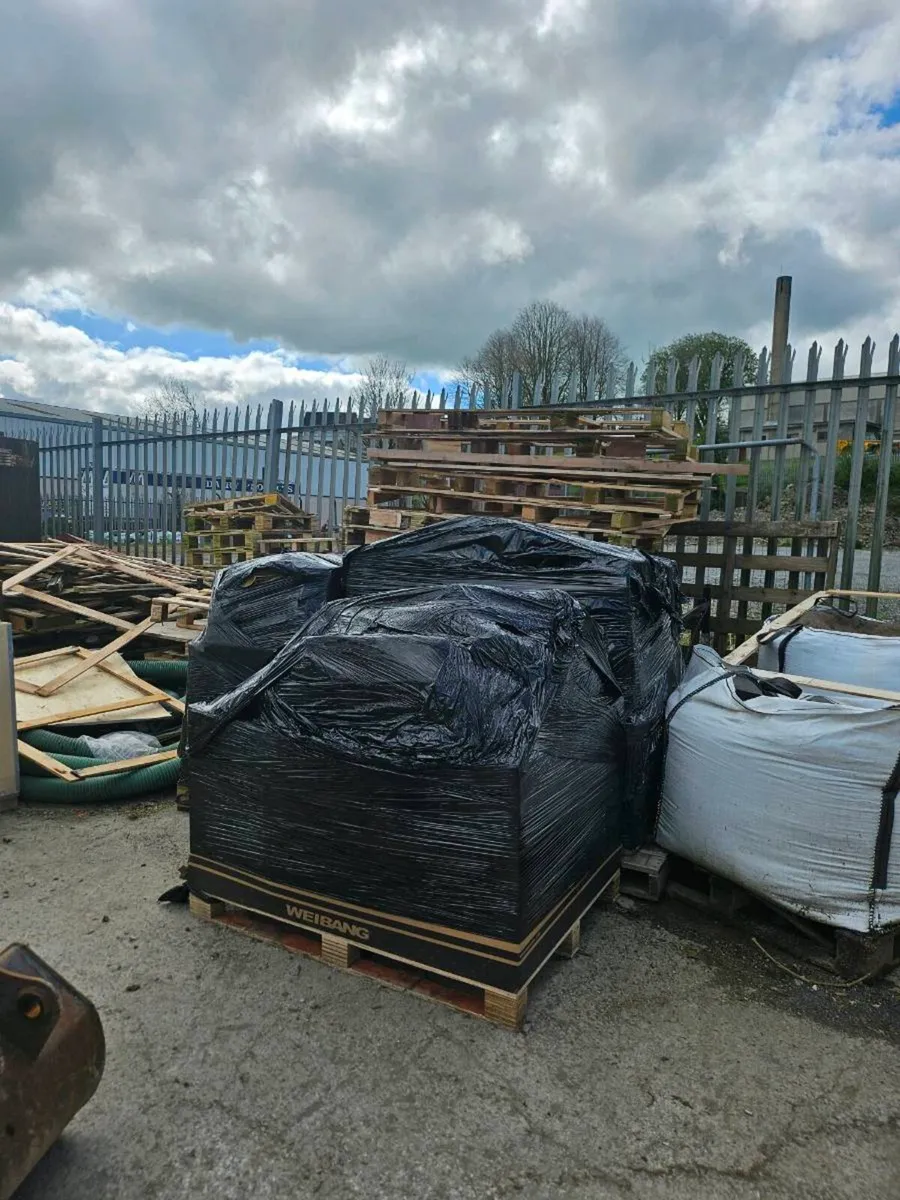 Free Pallets for removal - Image 2