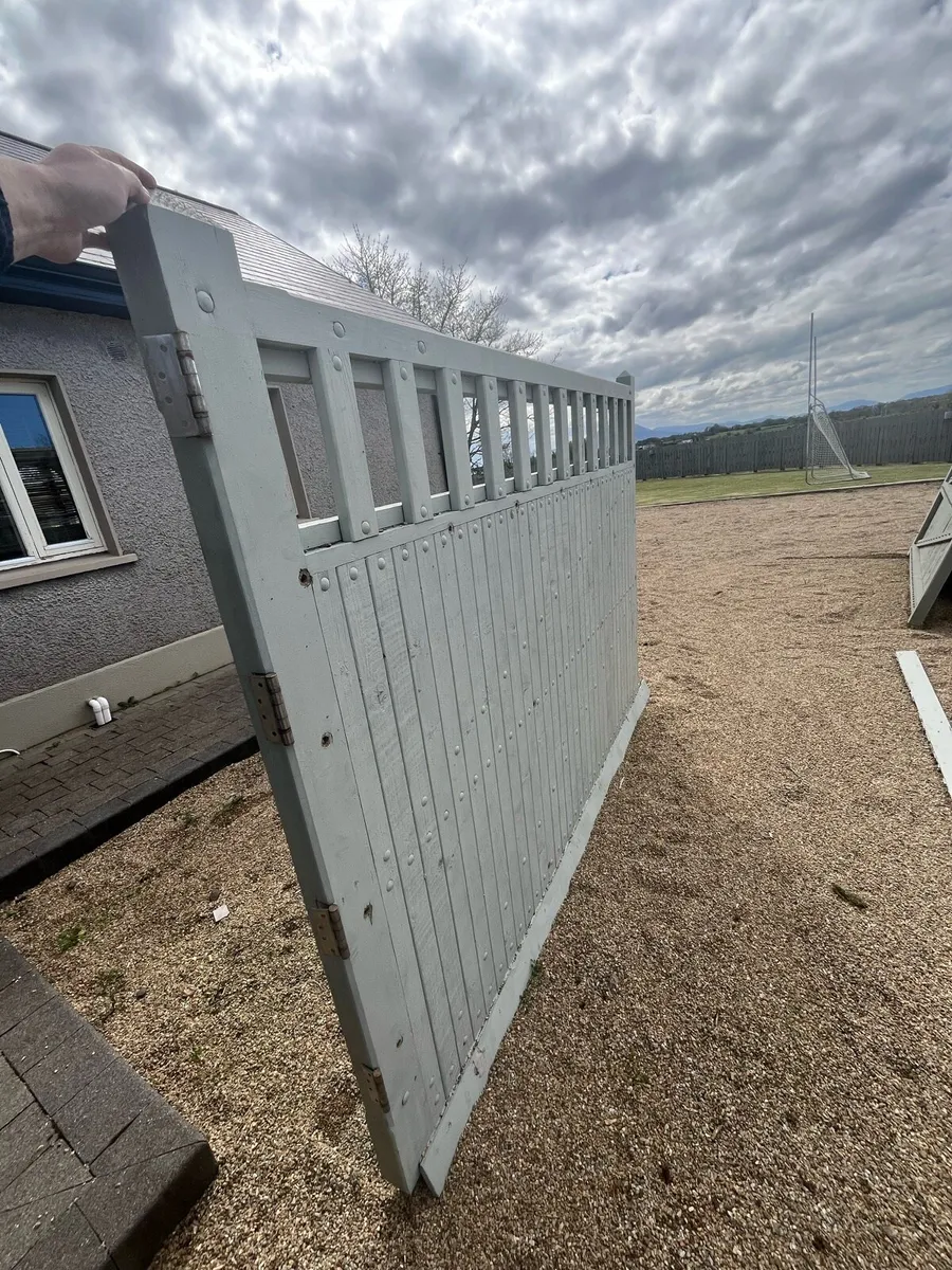 Timber Gates - Image 4