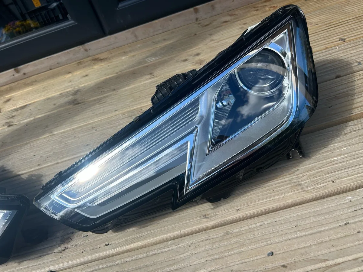 Audi a4 b9 head lights 2016-2019 - Image 2
