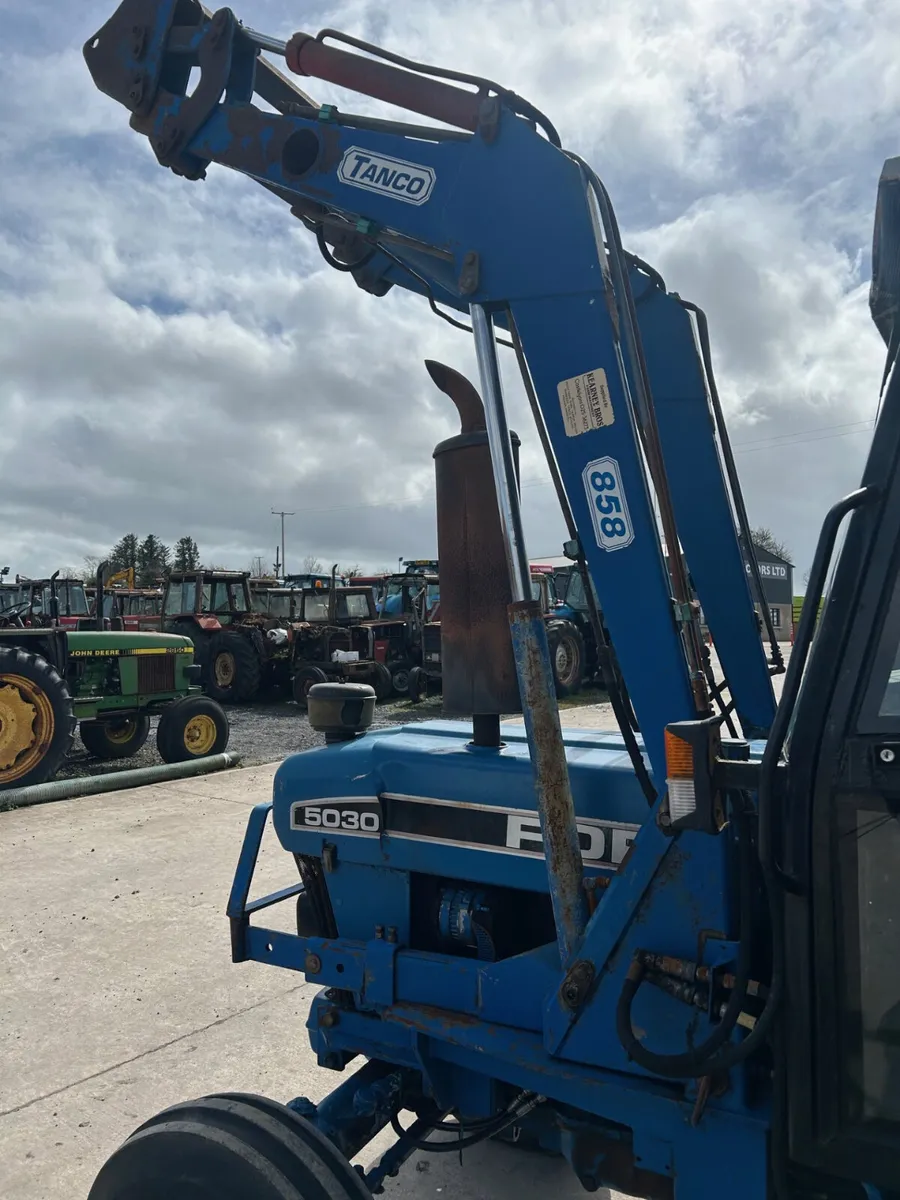 Tanco 858 Loader For Ford 5030 ETC.... - Image 4