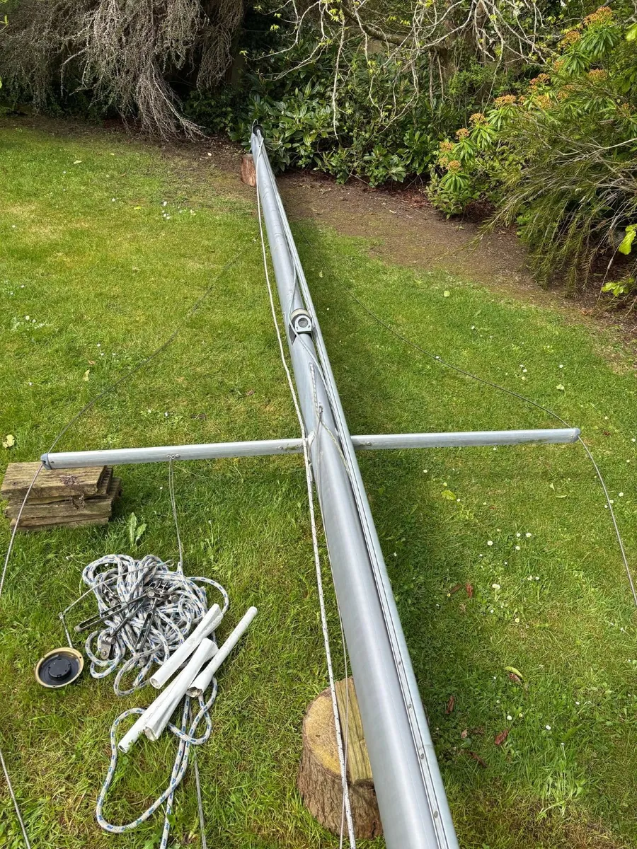 Z-Spars Yacht Mast & Furler - Image 2