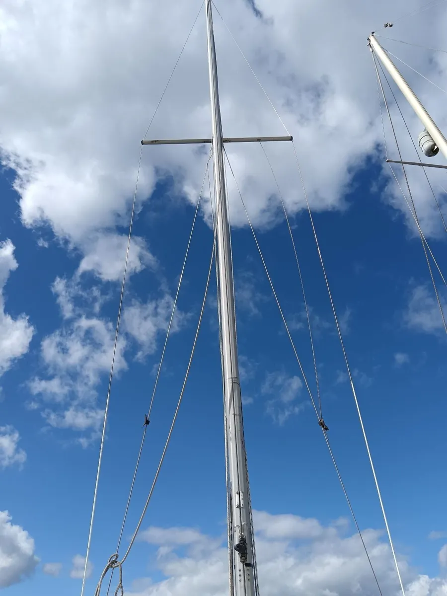 Z-Spars Yacht Mast & Furler - Image 1