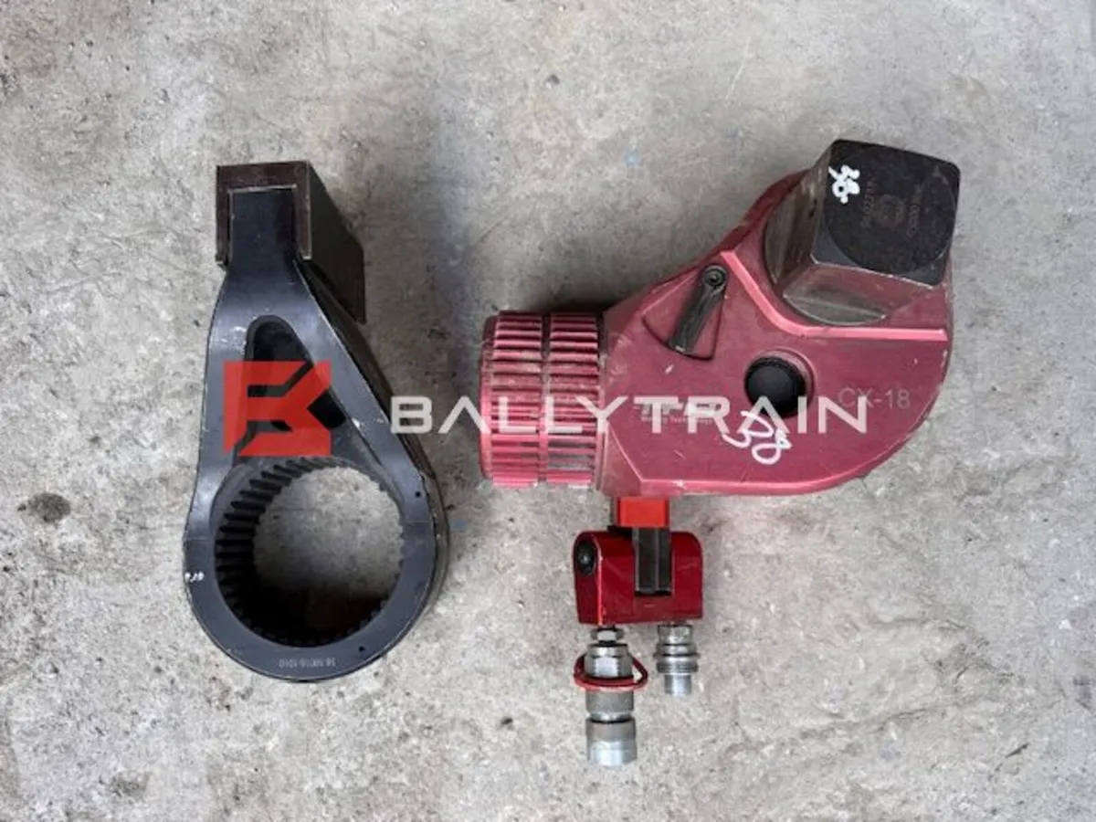 ITH CX-18 Hydraulic Torque Wrench - Image 1