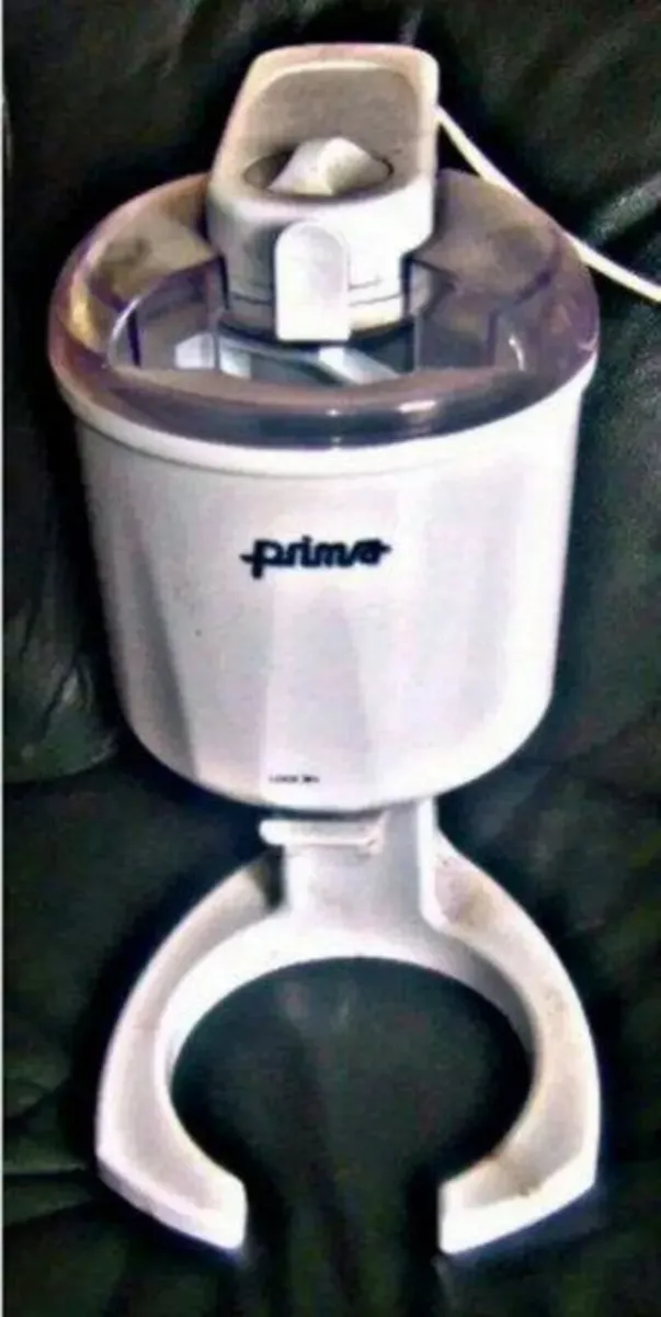 Brand New and Perfect Soft Ice Cream Machine - Image 3