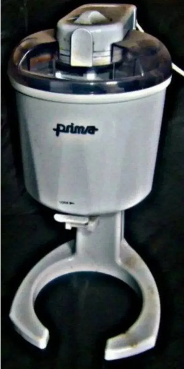 Brand New and Perfect Soft Ice Cream Machine - Image 4