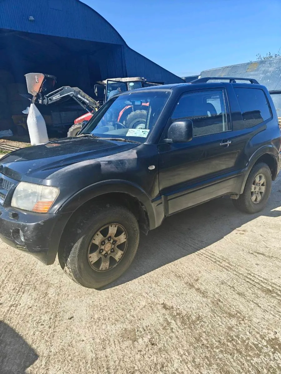 Mitsubishi pajero - Image 3