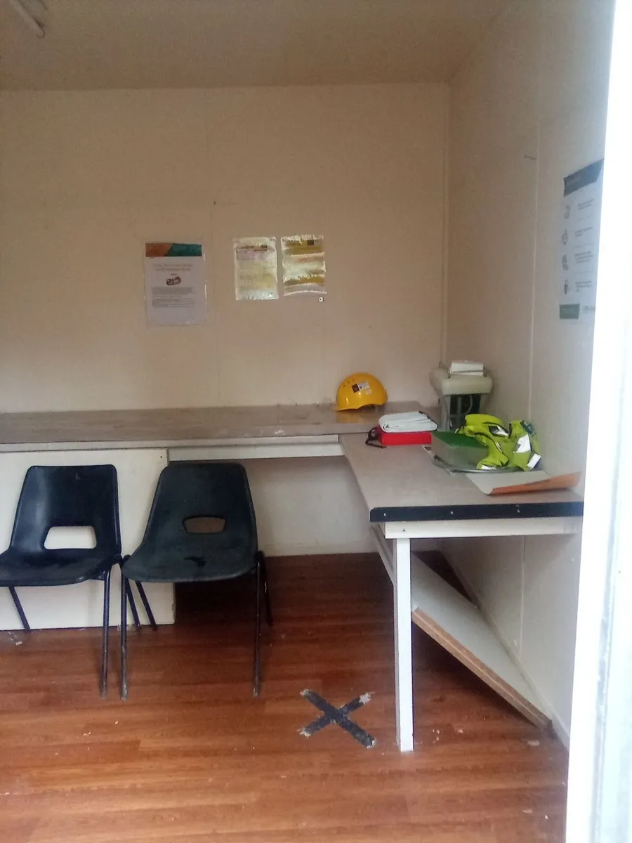 Canteen container unit 40ft x 10ft - Image 4