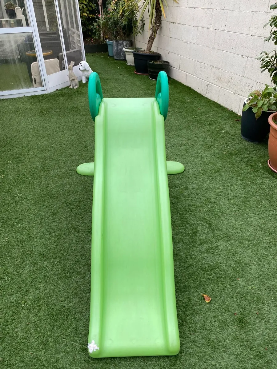 GARDEN SLIDE - Image 1