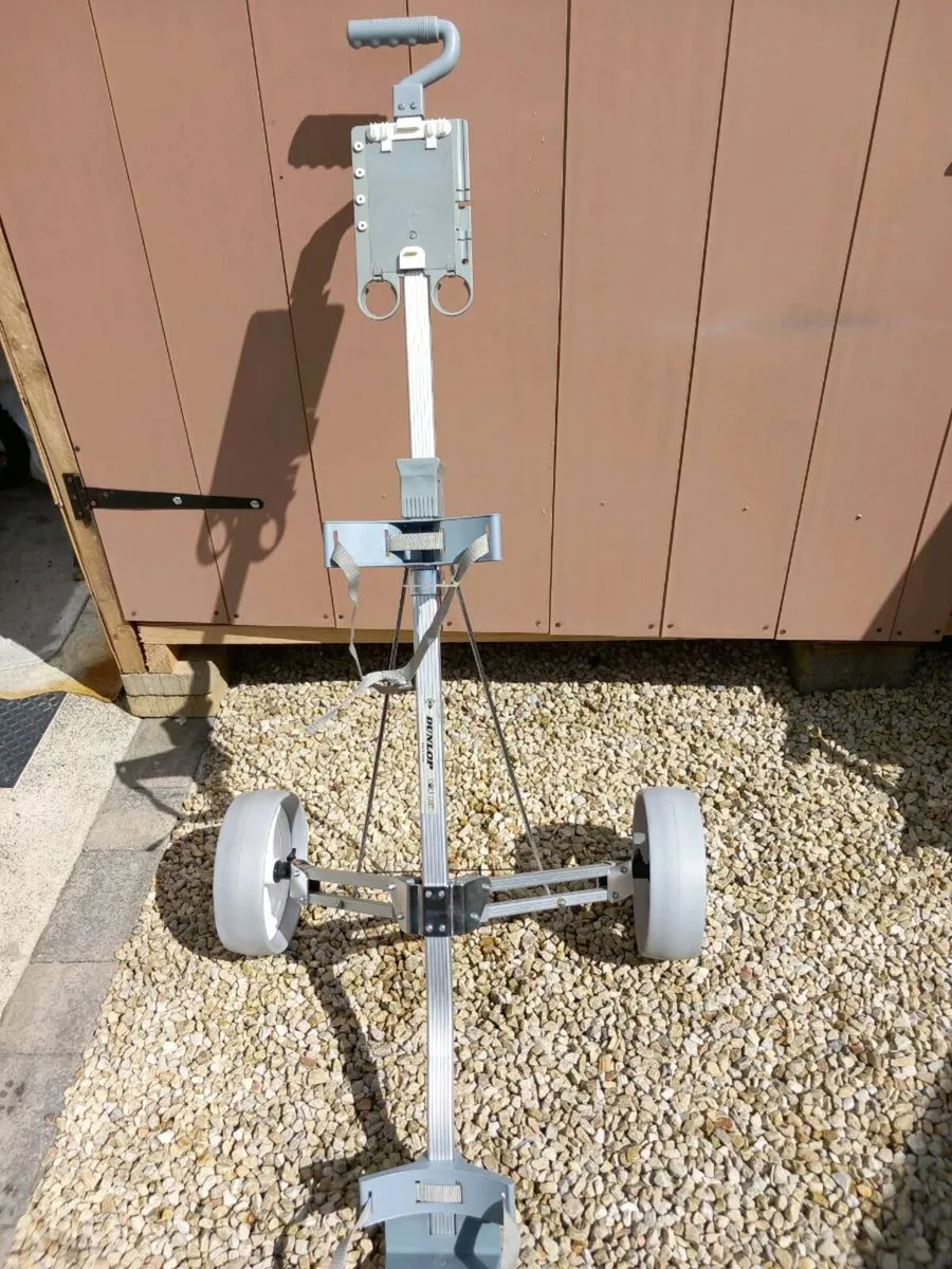 Dunlop golf trolley. - Image 2