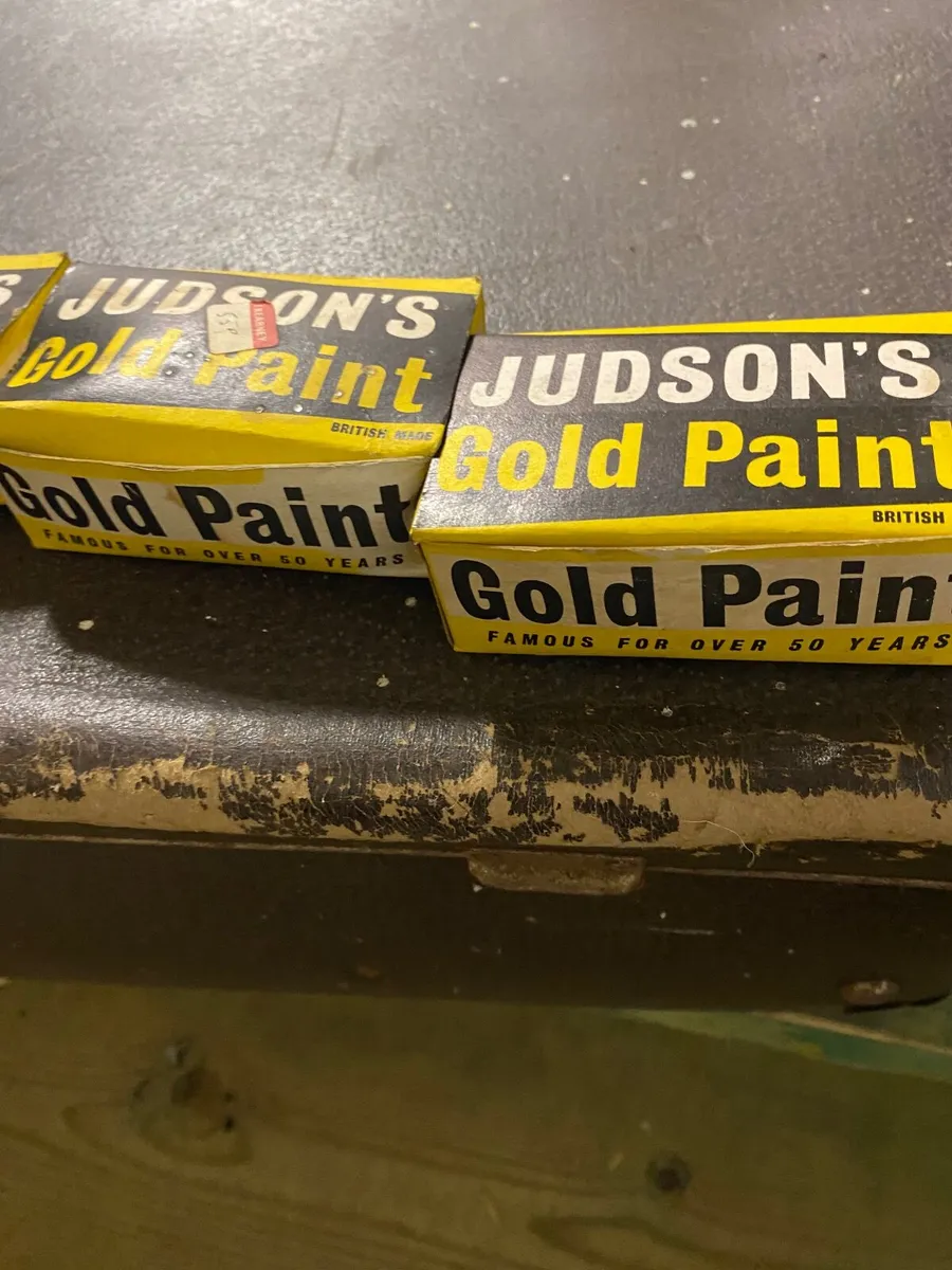 Antique gold paint - Image 1