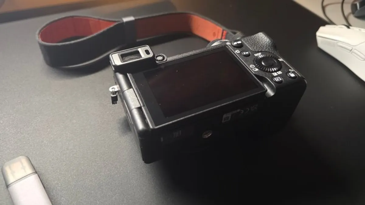 Sony A6700 - Image 2