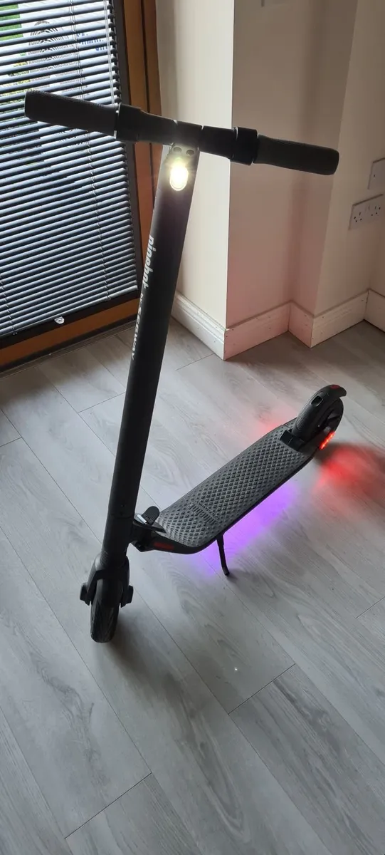 Segway Ninebot KickScooter ES2 - Image 1