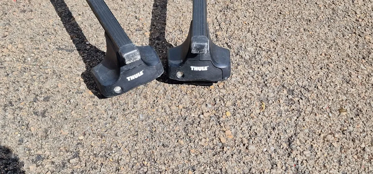 2 Thule pro carrier 591 - Image 2