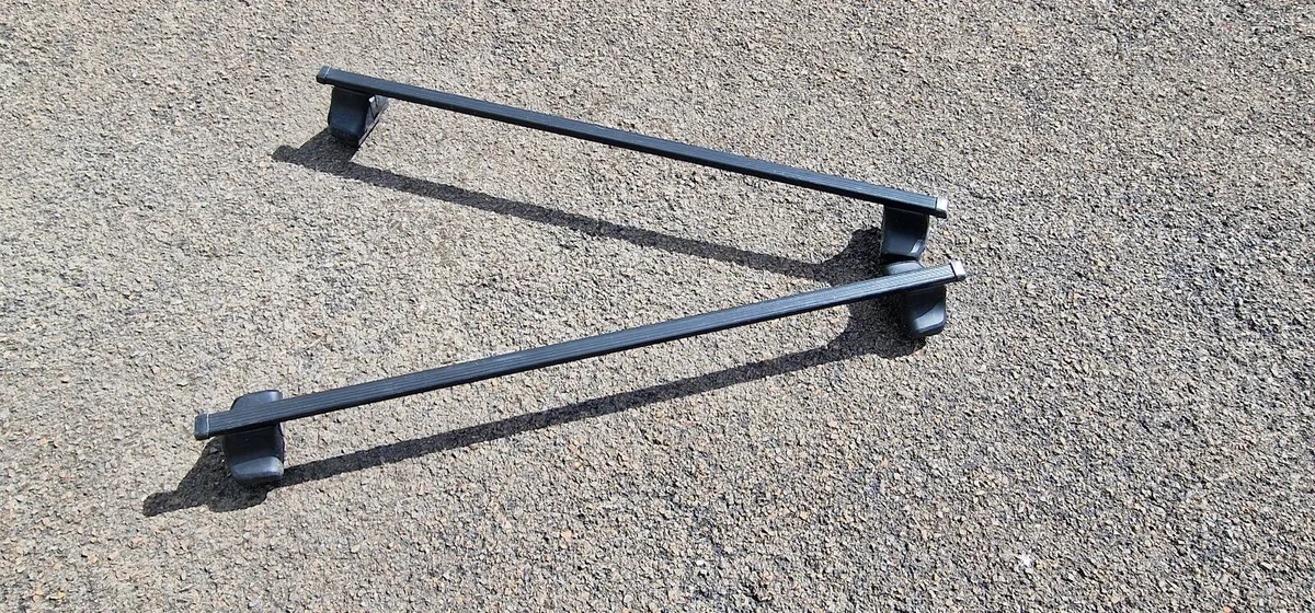 2 Thule pro carrier 591 - Image 3