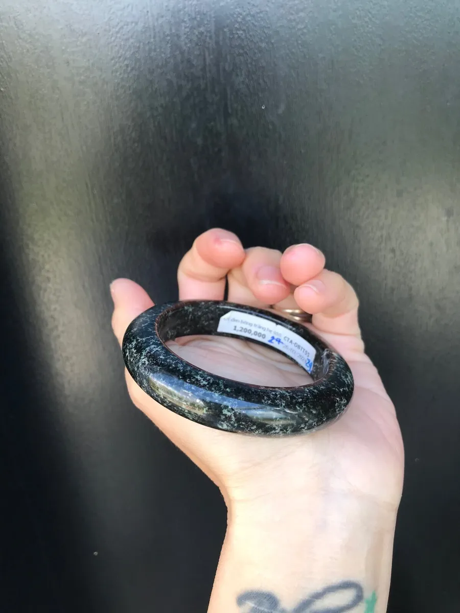 Grade A Burma Jadeite Bangle 55mm - Image 4