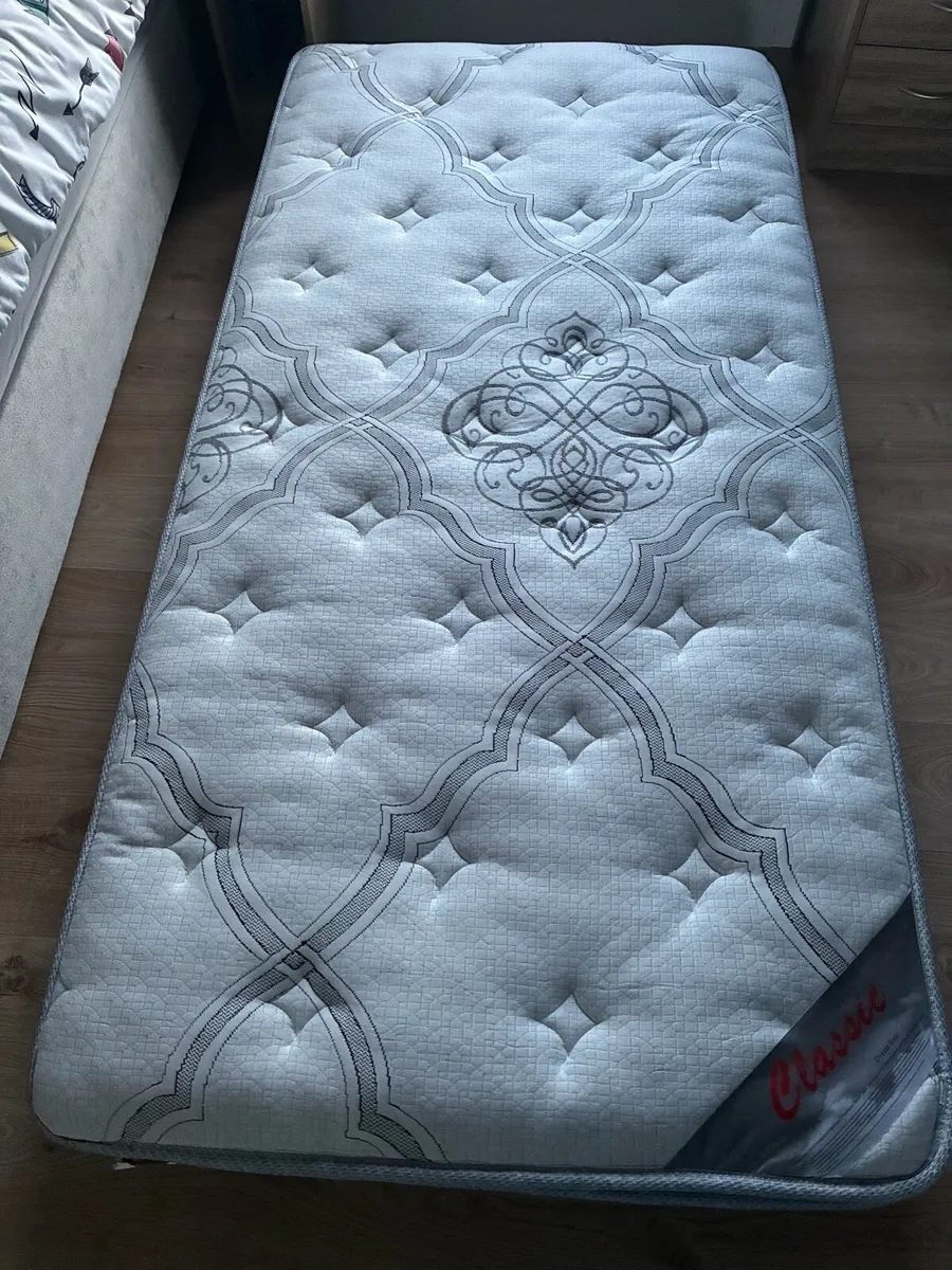 Single mattress - Image 3