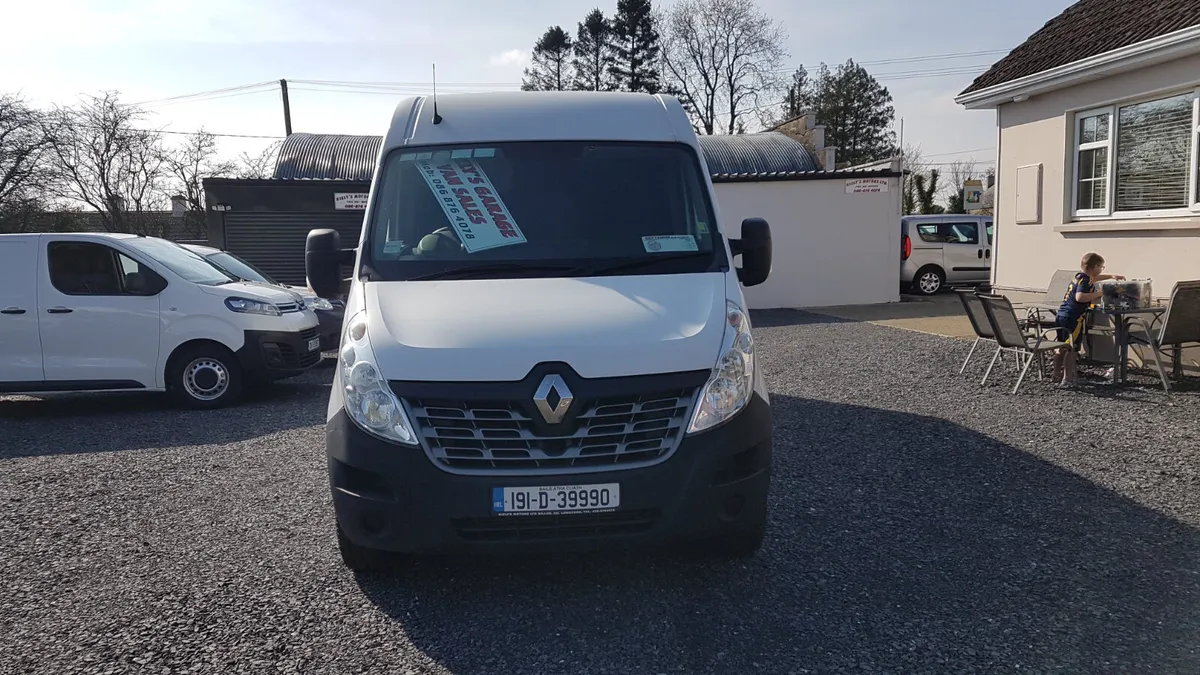 Renault Master 2019 ELWB 110KM VAT INVOICE - Image 2