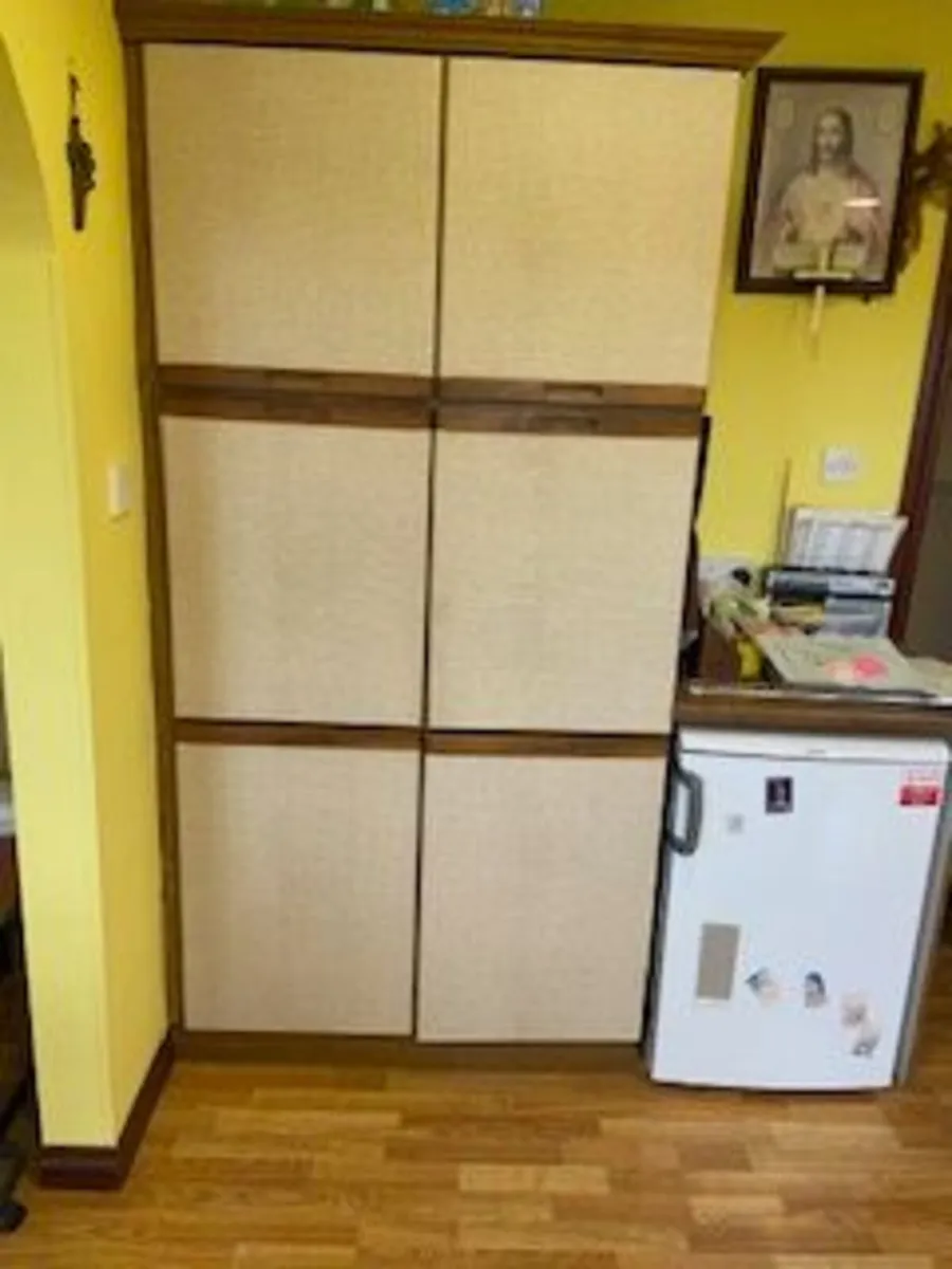 kitchen units, Neff induction hob, oven and fan - Image 3