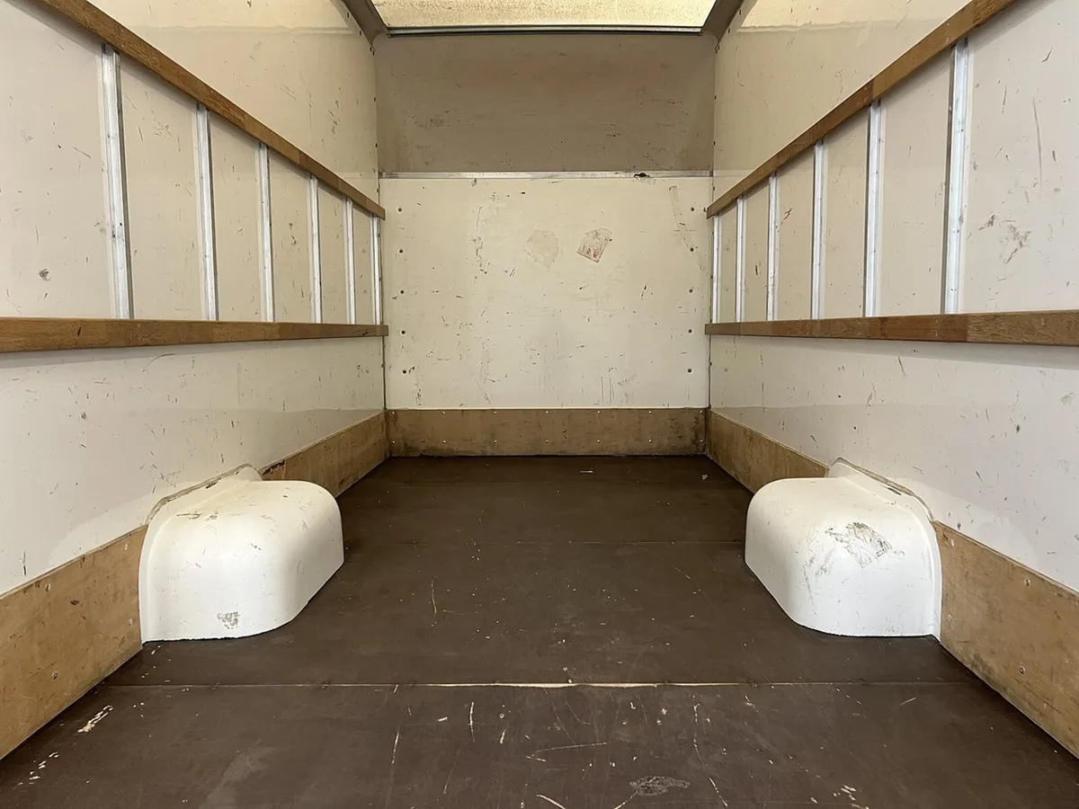 2022 Peugeot Boxer Low Loader Van - Image 2