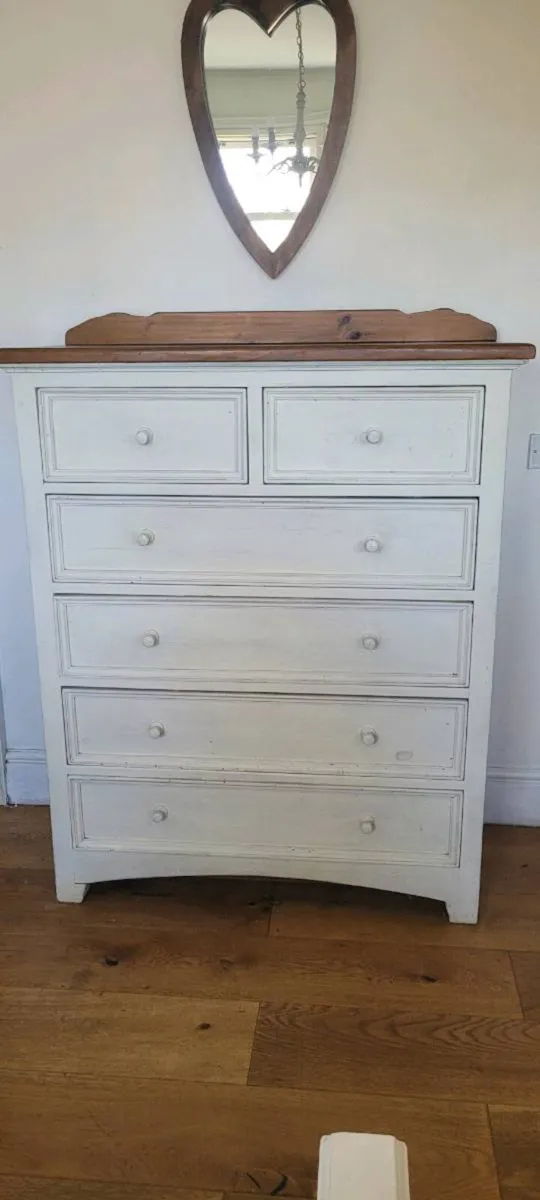Cream set of drawers - Image 2