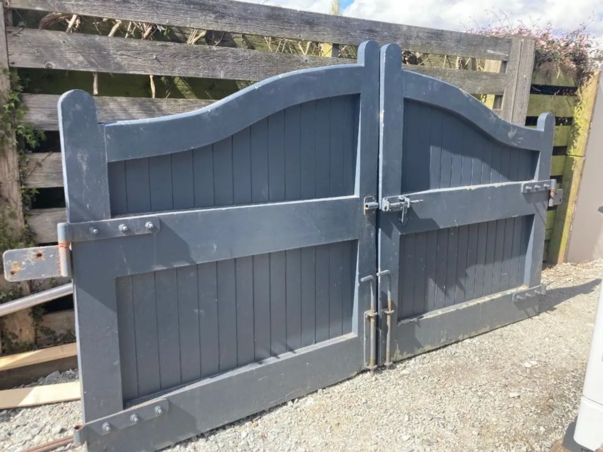 Teak Gates (Second hand) - Image 2