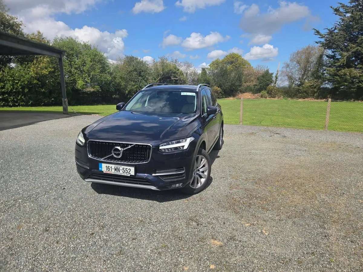 Volvo xc90 - Image 1