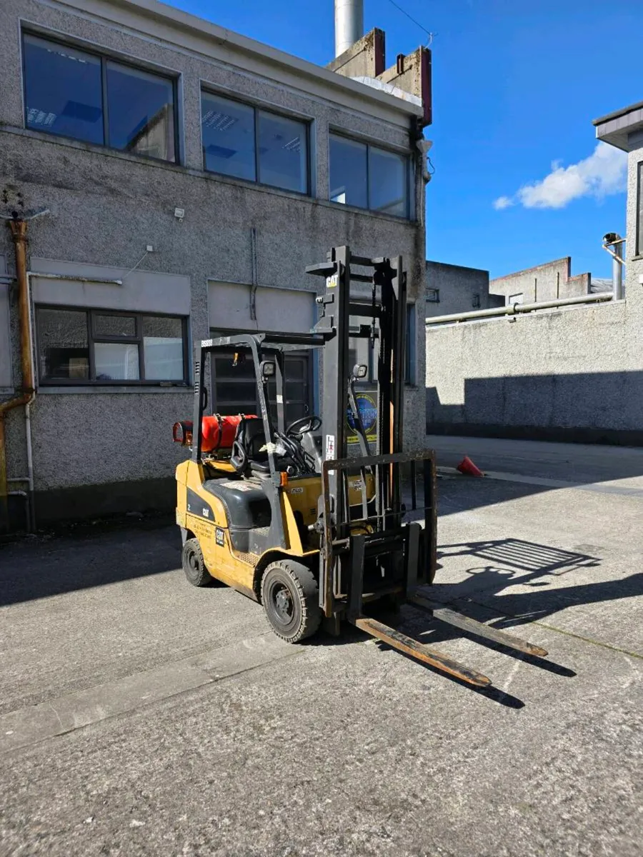 CATERPILLAR GP20NT Forklift - Image 1