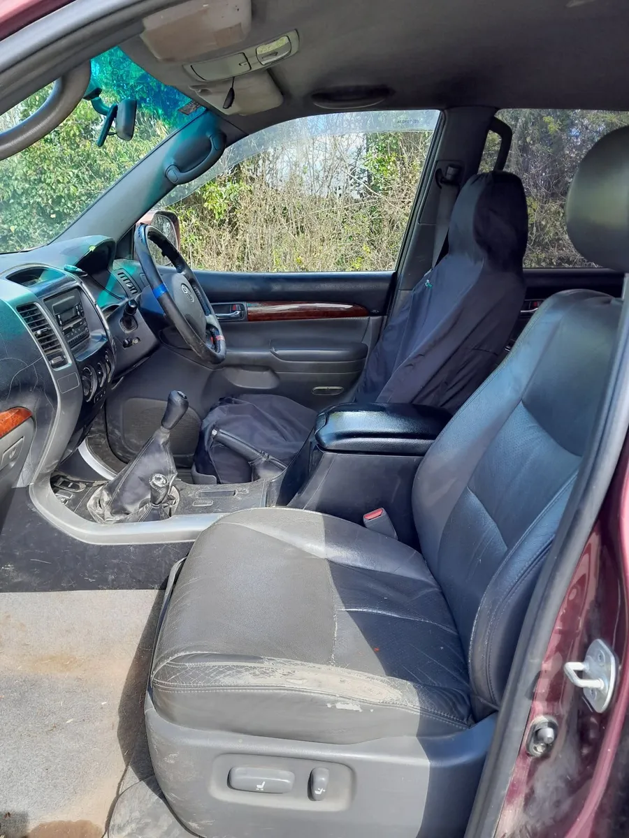 Toyota Land Cruiser crewcab - Image 2