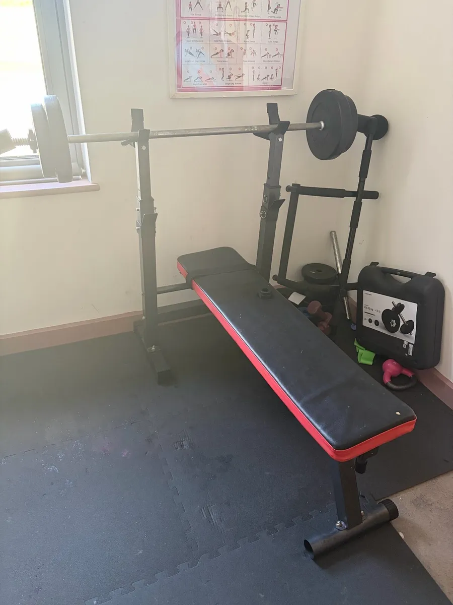 Bench with barbell and dumbbell 20kg set - Image 1