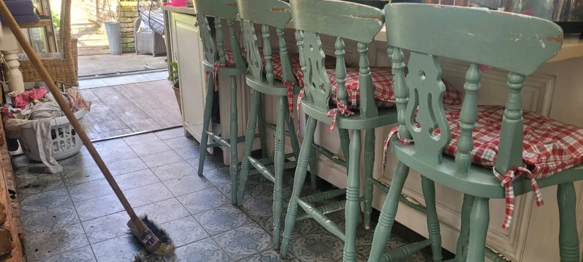 Kitchen stools 4 - Image 1